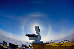 photo: The University�s South Pole Telescope